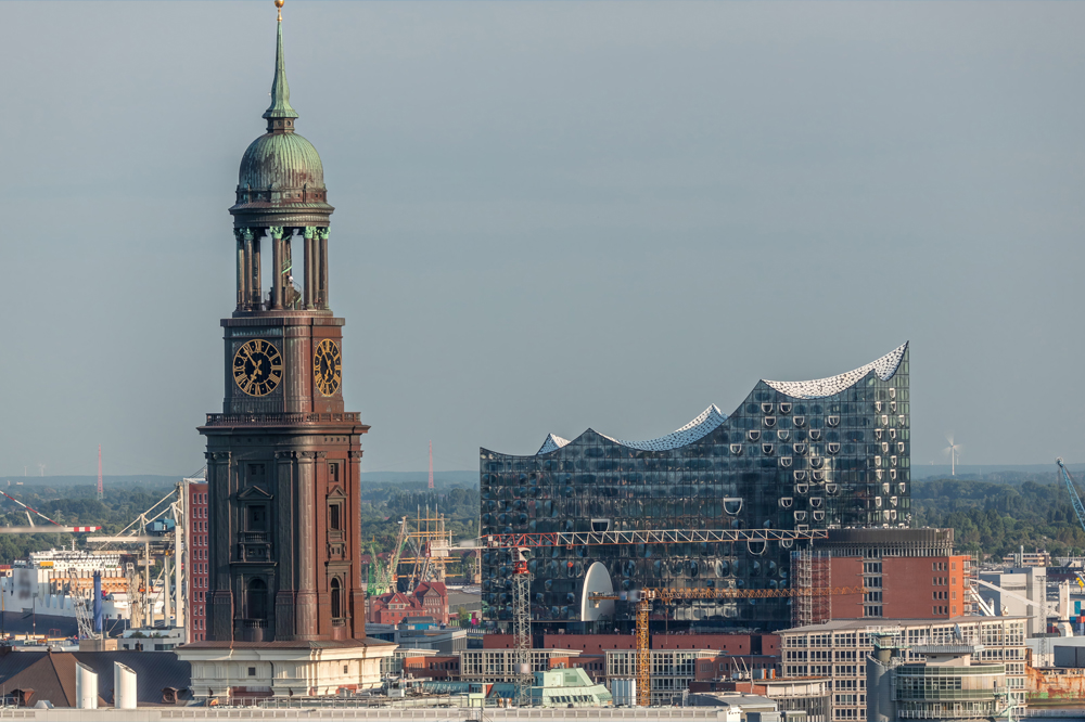 Hamburg Michel und Elbphilharmonie